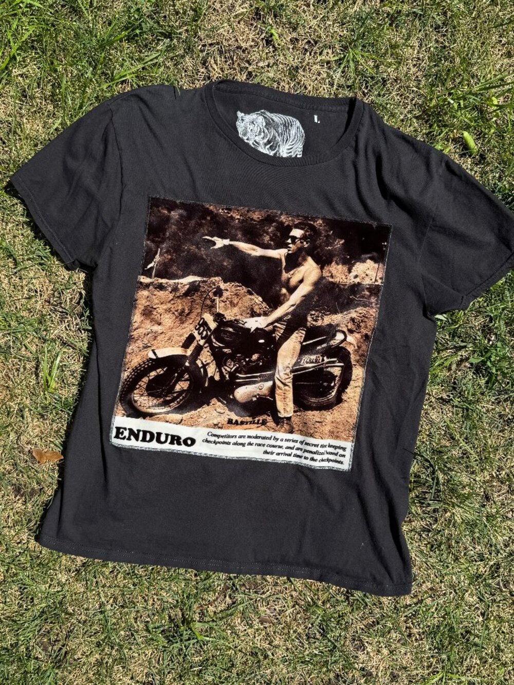 Bastille Rive Droite - Limited Edition T-Shirt (Men's) - Medium